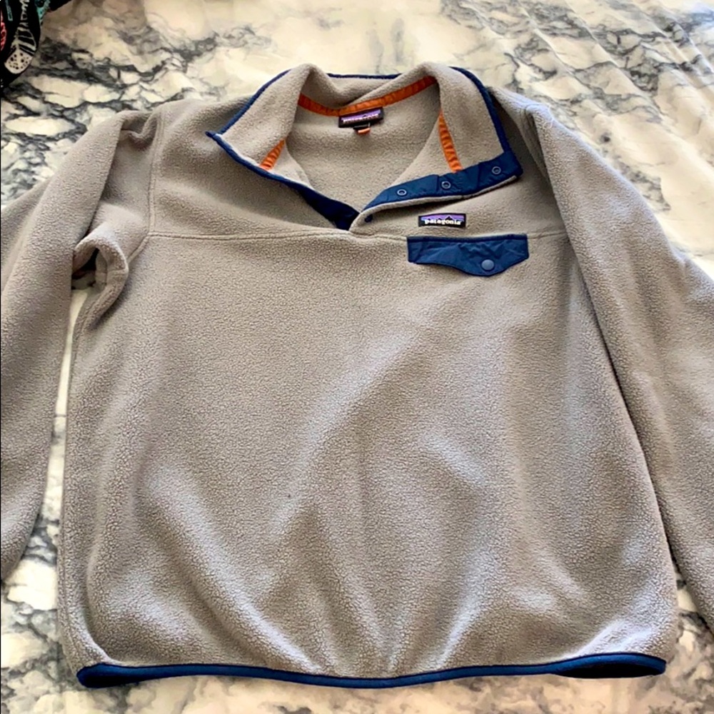 Patagonia sweatshirt